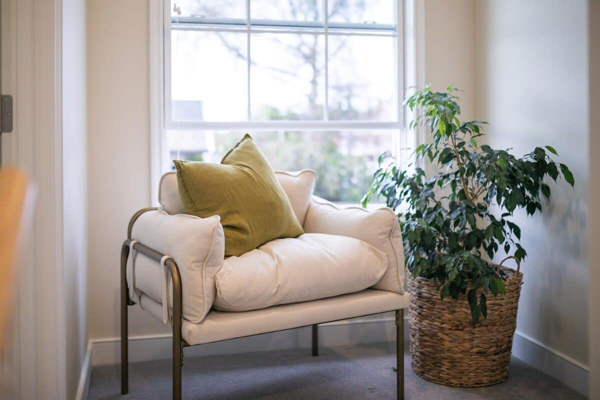Parkside Heritage Retreat 3-Bedroom Terrace Charm ไครสต์เชิร์ช ภายนอก รูปภาพ