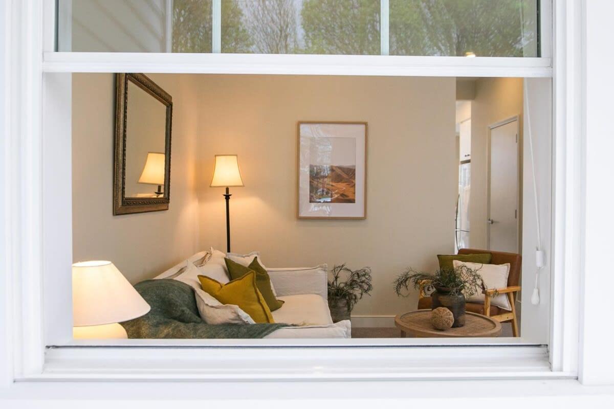 Parkside Heritage Retreat 3-Bedroom Terrace Charm ไครสต์เชิร์ช ภายนอก รูปภาพ